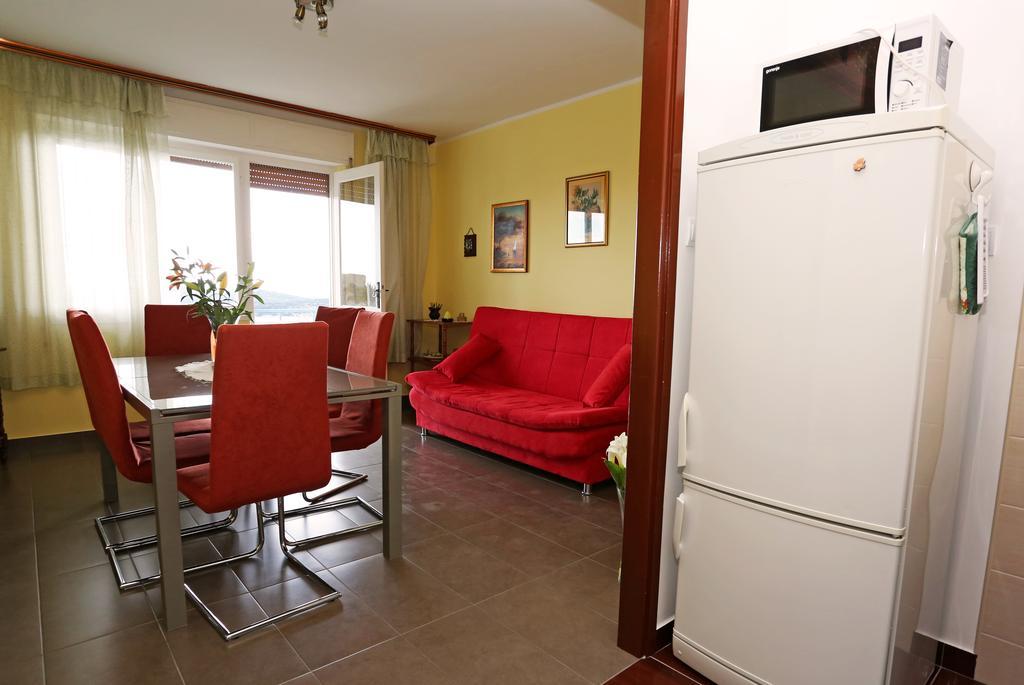 Apartment Boni Шибеник Екстер'єр фото